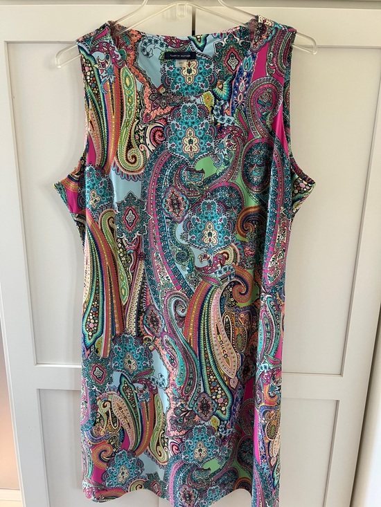 Tommy Hilfiger Dresses & Skirts - Tommy Hilfiger Multi Colored Shift Dress